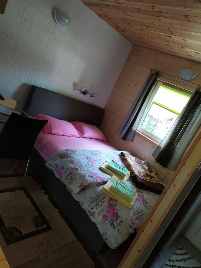זבליאק Apartman A&J מראה חיצוני תמונה